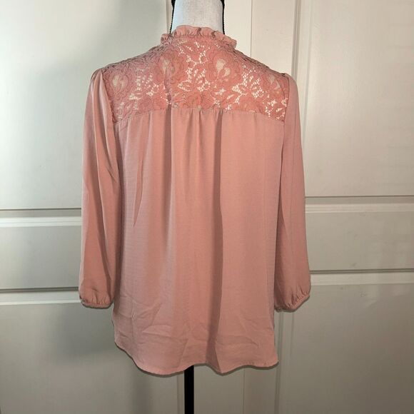 EM Blush Pink Lace Blouse Women’s Size L Cotton Nylon Mix Romantic Boho Top - Picture 2 of 7